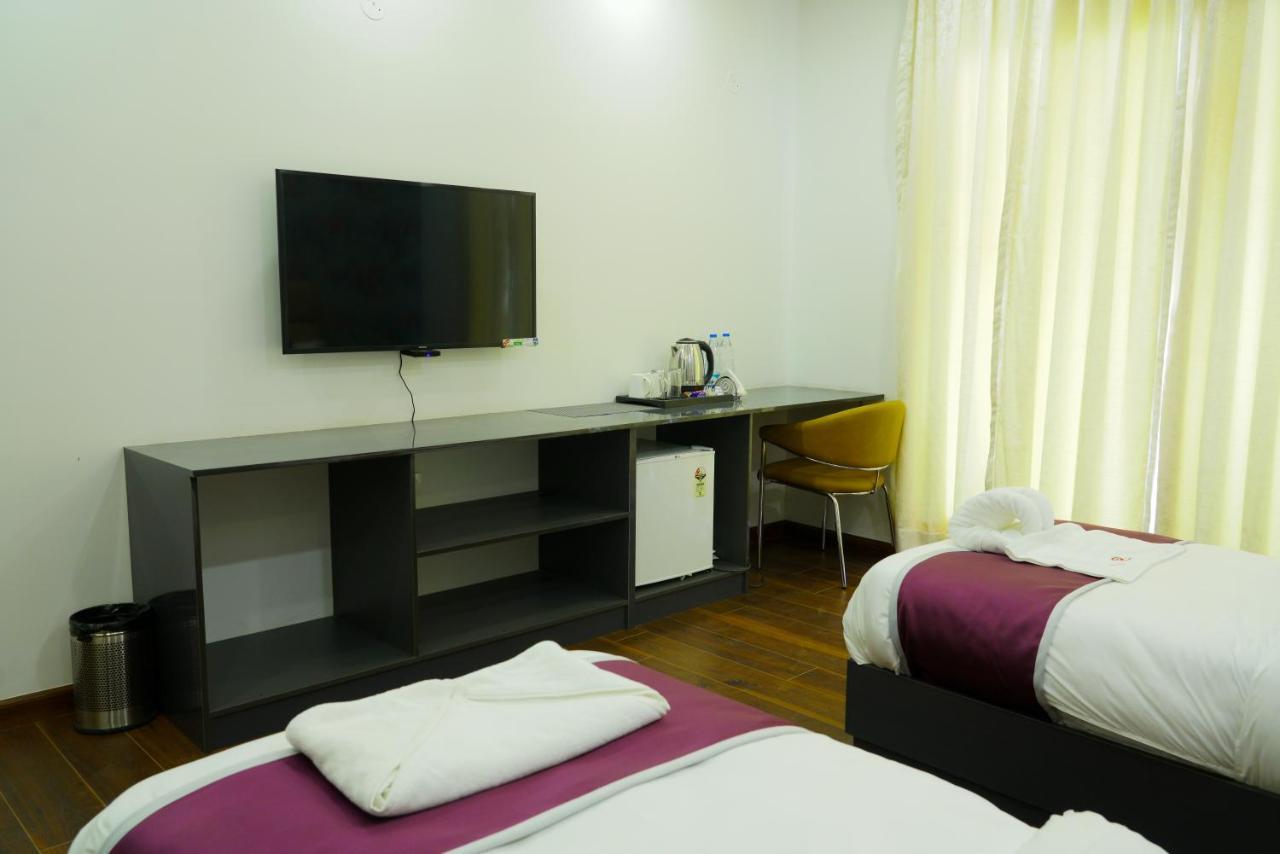 Lime Tree Hotel Pulkit Gurgaon-Artemis Hospital, Nearest Metro Huda City Centre Exteriér fotografie